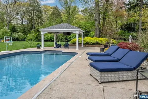 241 Grove Street Ramsey NJ 07446