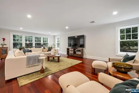 241 Grove Street Ramsey NJ 07446