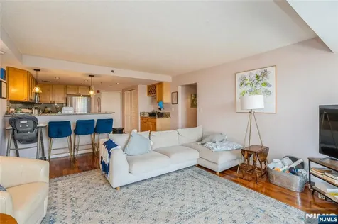 700 1st Hoboken NJ 07030