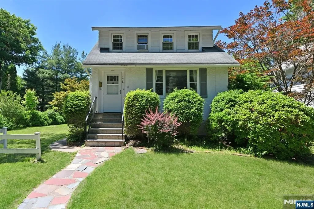 176 Park Avenue Allendale NJ 07401