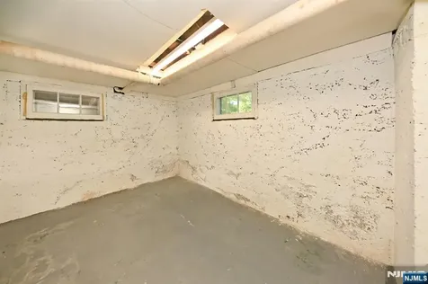 176 Park Avenue Allendale NJ 07401