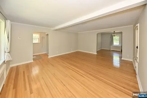 176 Park Avenue Allendale NJ 07401