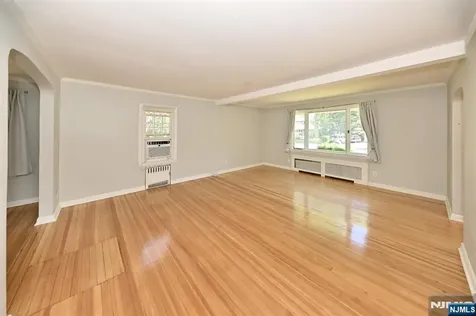 176 Park Avenue Allendale NJ 07401