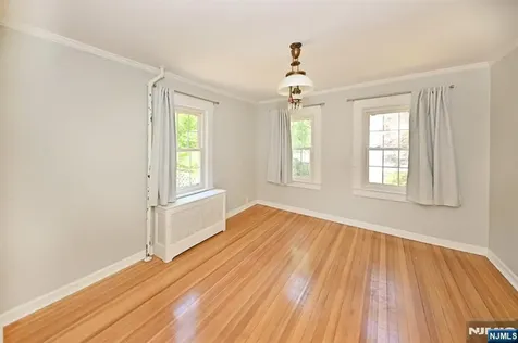 176 Park Avenue Allendale NJ 07401