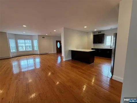 508 Orchard Avenue Palisades Park NJ 07650