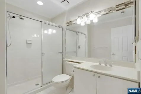 863 Madeline Lane Fort Lee NJ 07024