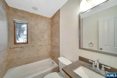 455 Berkshire Road Ridgewood NJ 07450