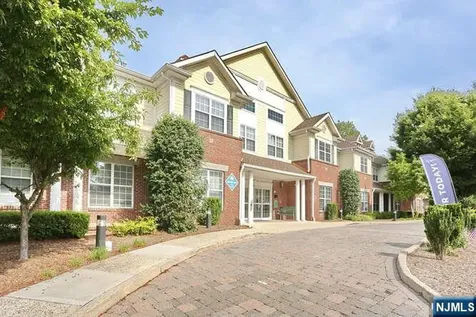 187 Paterson Avenue Midland Park NJ 07432