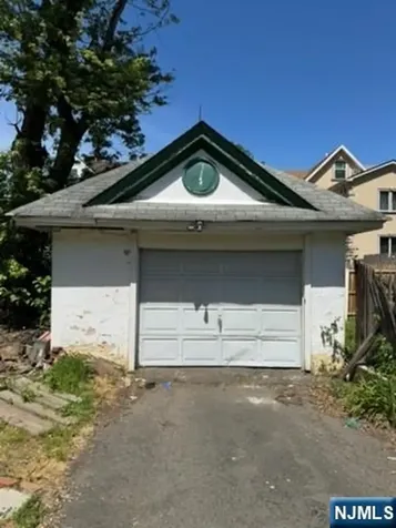 202 Berry Street Hackensack NJ 07601