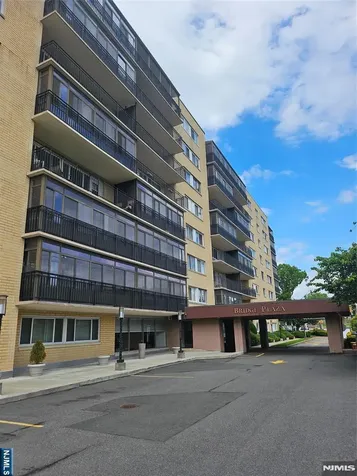 2185 Lemoine Fort Lee NJ 07024
