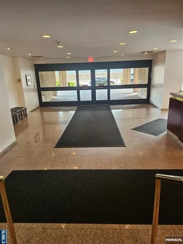 2185 Lemoine Fort Lee NJ 07024