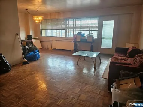 2185 Lemoine Fort Lee NJ 07024