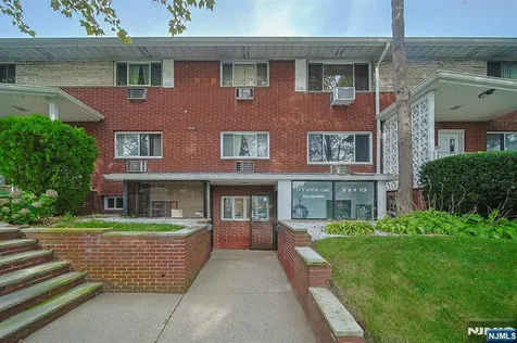 1331 Anderson Avenue Fort Lee NJ 07024
