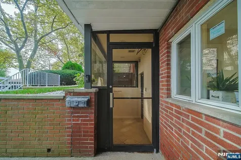 1331 Anderson Avenue Fort Lee NJ 07024