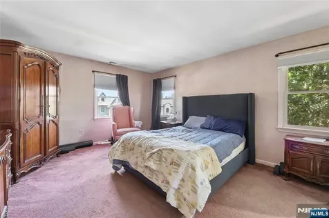 384 Rutland Avenue Teaneck NJ 07666