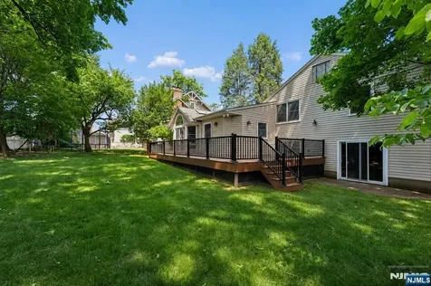 384 Rutland Avenue Teaneck NJ 07666