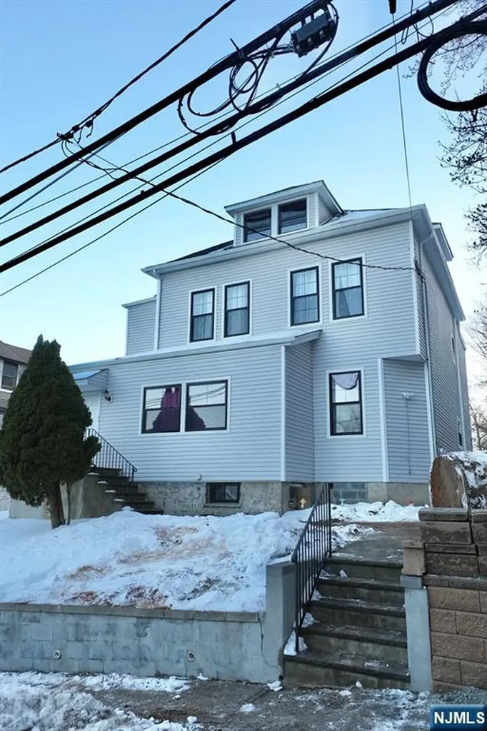 172-176 Delavan Avenue Newark NJ 07104