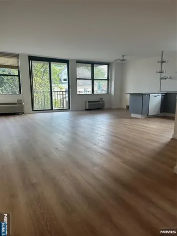 200 Division Cliffside Park NJ 07010