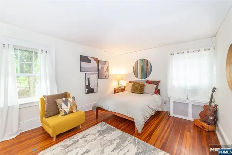 33 Prescott Avenue Montclair NJ 07042