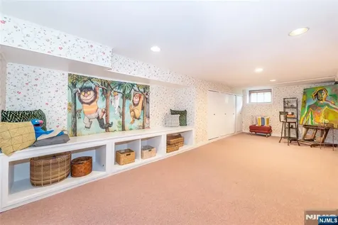 33 Prescott Avenue Montclair NJ 07042