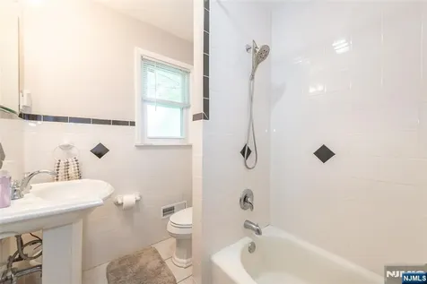 20 Manger Road West Orange NJ 07052