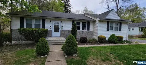 33 N Maple Avenue Park Ridge NJ 07656