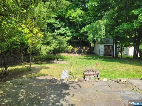 33 N Maple Avenue Park Ridge NJ 07656
