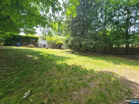 33 N Maple Avenue Park Ridge NJ 07656