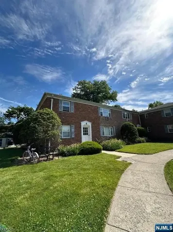 43 Conforti Avenue West Orange NJ 07052
