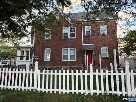 593 Broad Street Carlstadt NJ 07072