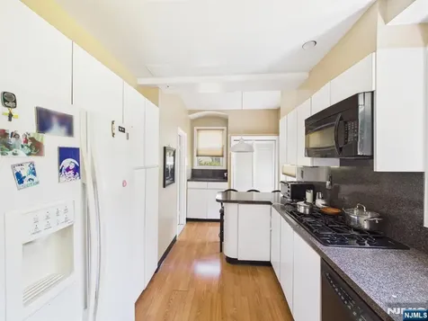 440 Grove Street Oradell NJ 07649