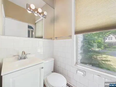 440 Grove Street Oradell NJ 07649