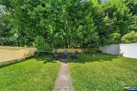 121 Smallwood Avenue Belleville NJ 07109