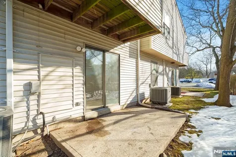 41 Coriander Way Englewood NJ 07631