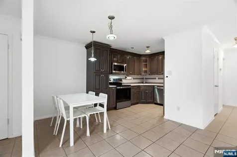 41 Coriander Way Englewood NJ 07631