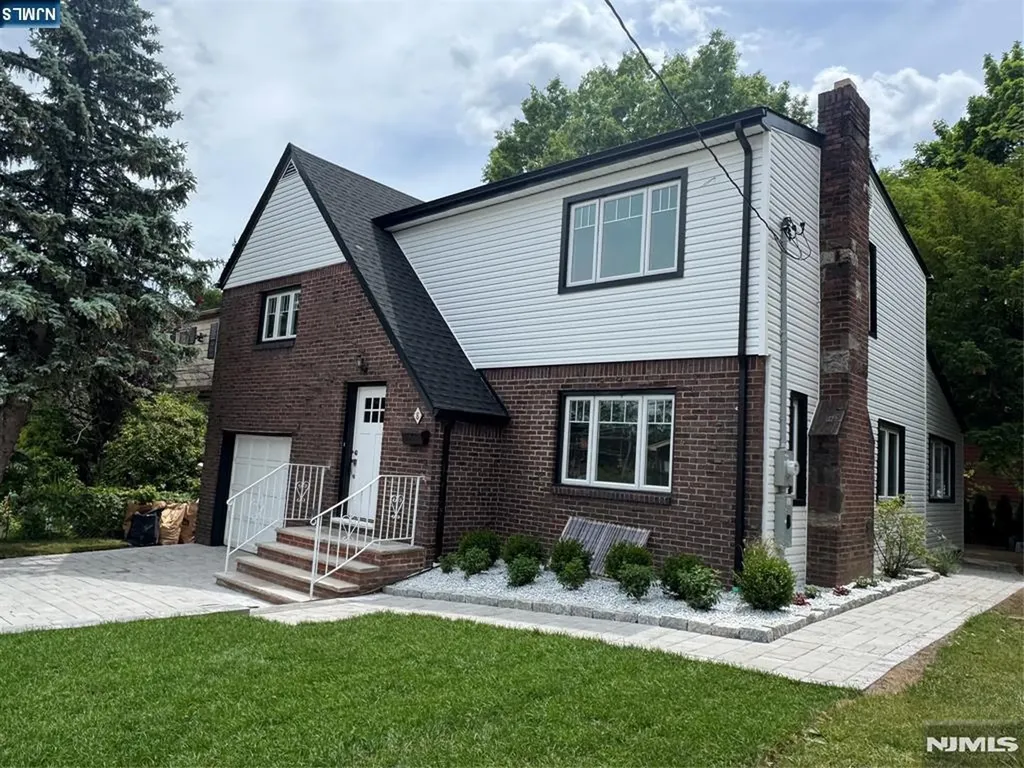 8 Dohrman Teaneck NJ 07666