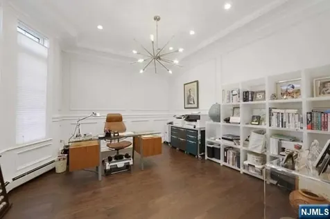 6 Allison Drive Englewood Cliffs NJ 07632
