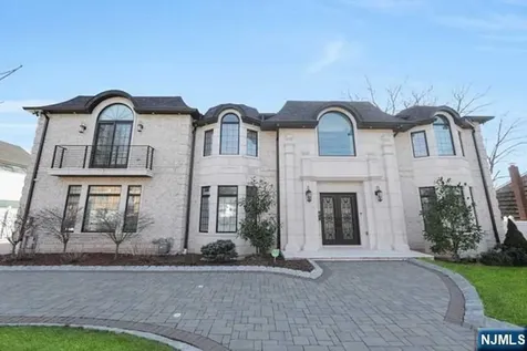 6 Allison Drive Englewood Cliffs NJ 07632
