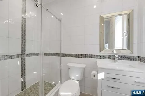6 Allison Drive Englewood Cliffs NJ 07632