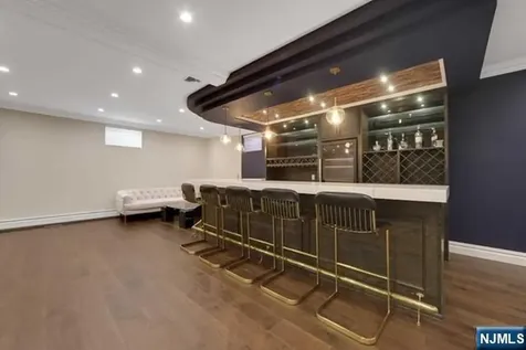 6 Allison Drive Englewood Cliffs NJ 07632