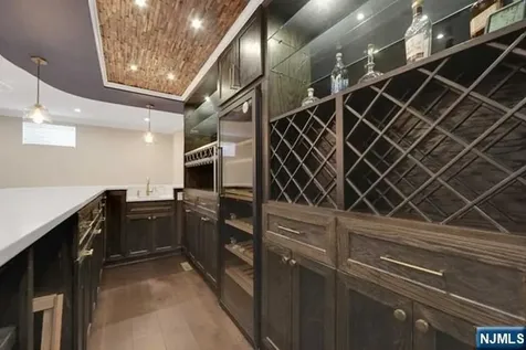 6 Allison Drive Englewood Cliffs NJ 07632