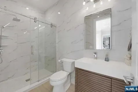 6 Allison Drive Englewood Cliffs NJ 07632