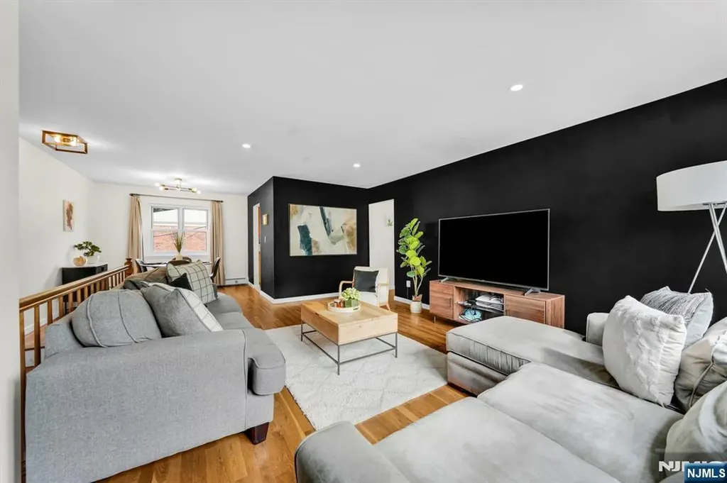 43 Conforti Avenue West Orange NJ 07052