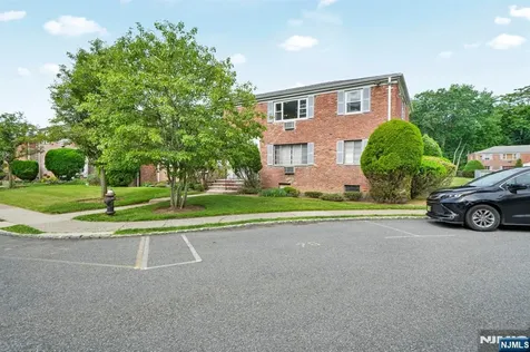 43 Conforti Avenue West Orange NJ 07052