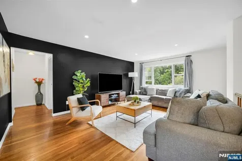 43 Conforti Avenue West Orange NJ 07052