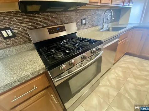 1203 River Road Edgewater NJ 07020