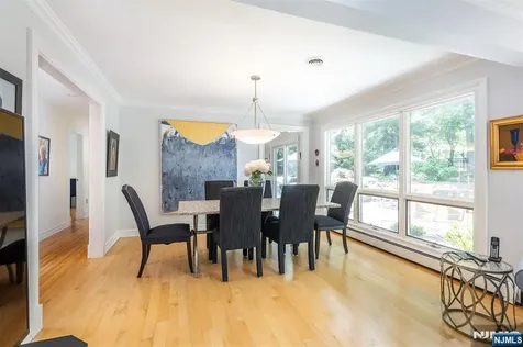 83 Brookside Terrace Caldwell NJ 07006