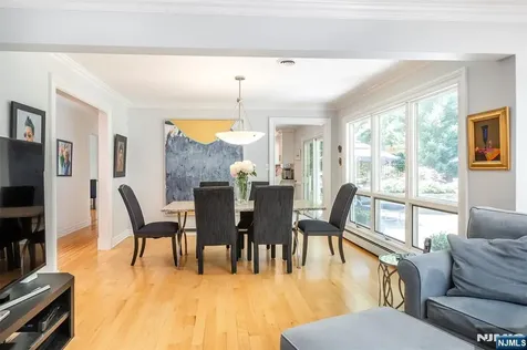 83 Brookside Terrace Caldwell NJ 07006
