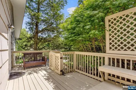 83 Brookside Terrace Caldwell NJ 07006
