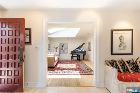 83 Brookside Terrace Caldwell NJ 07006